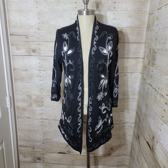 Light weight cardigan - Picture 1 of 4